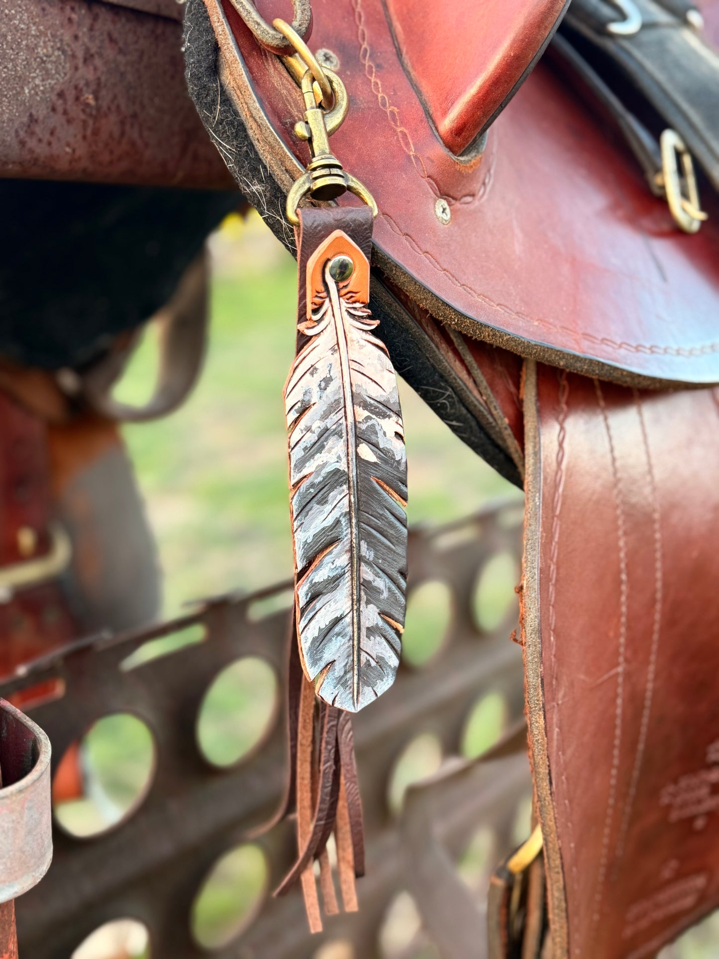 Feather Saddle Tags