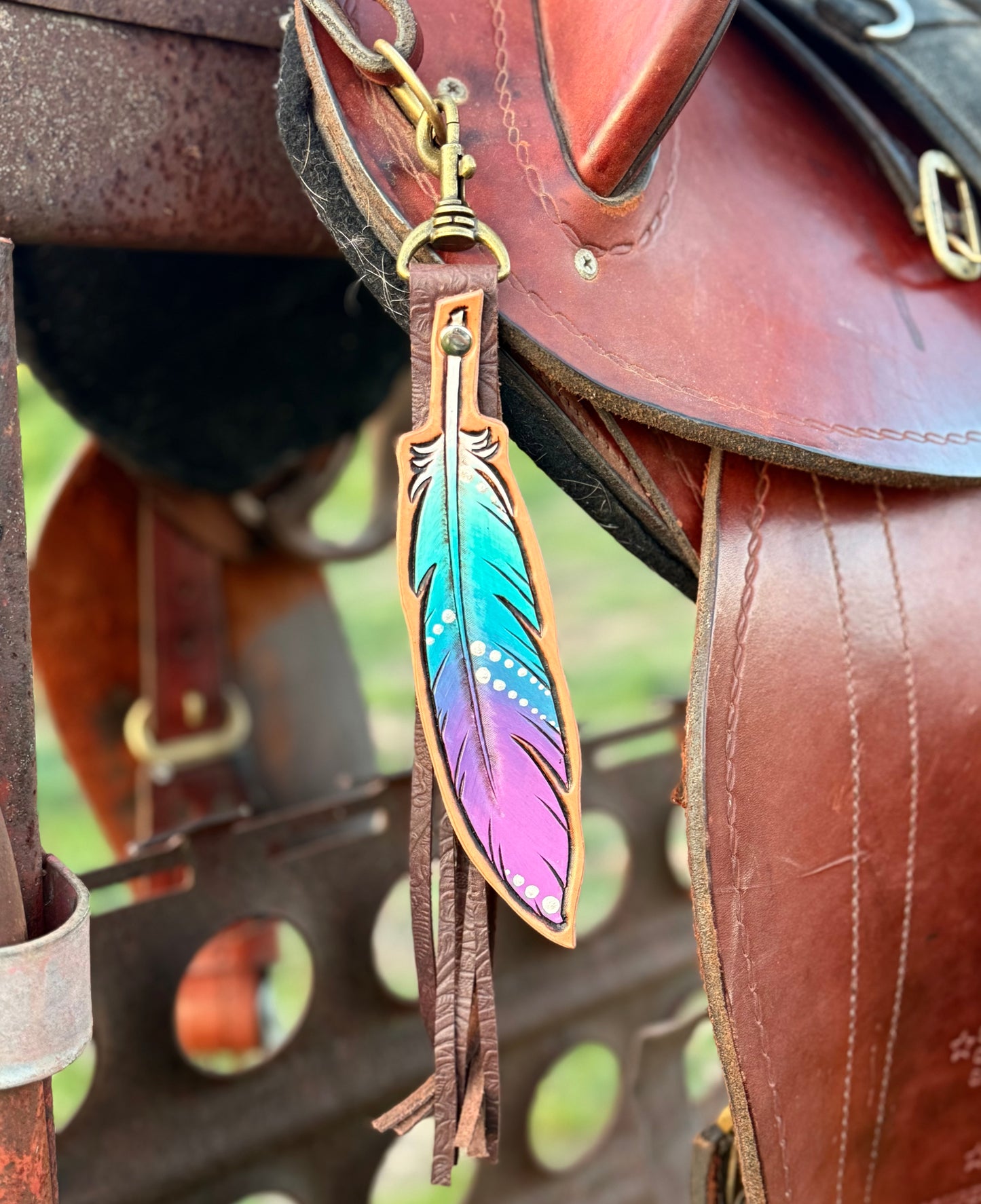 Feather Saddle Tags